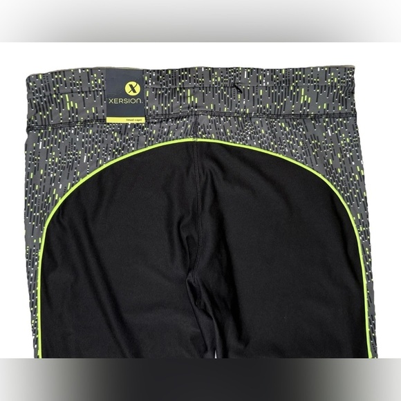 NWT Xersion Women's Black Neon Green Capri Workout Yoga Pants Size XL 36 X 20 - Picture 4 of 10